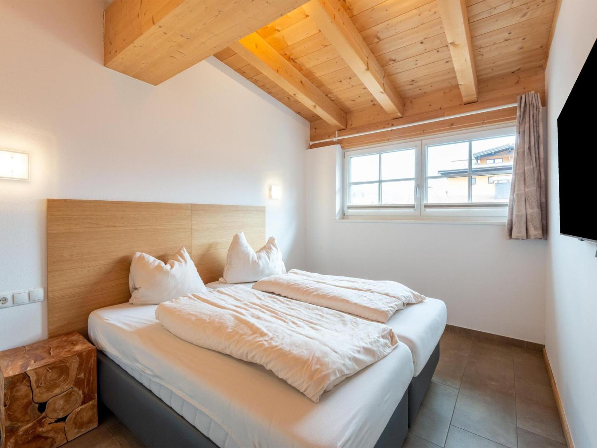 Luxury Penthouse With Balcony Ski Storage Carport Lift Apartamento Brixen im Thale Exterior foto